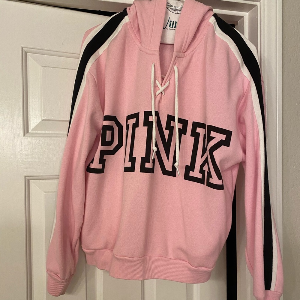 Like new Victories Secret Pink Hoodie- size large